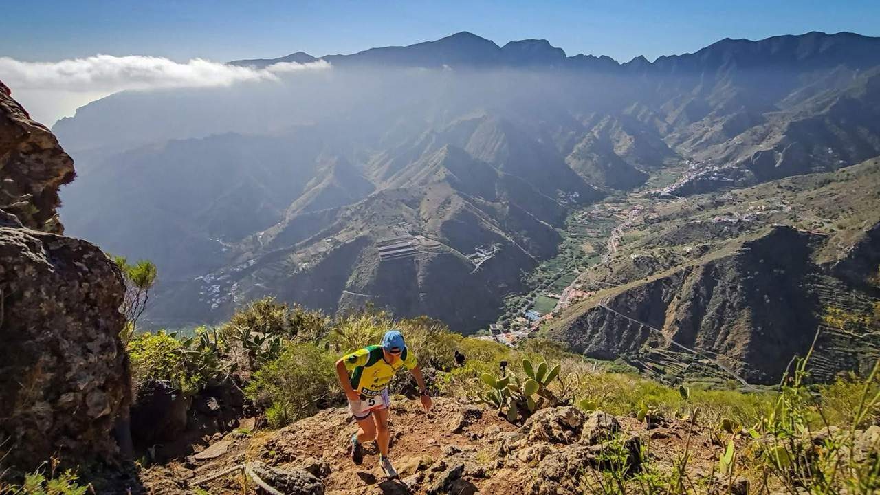 El Ayuntamiento de Hermigua prepara la IX carrera de montaña de este 2025.