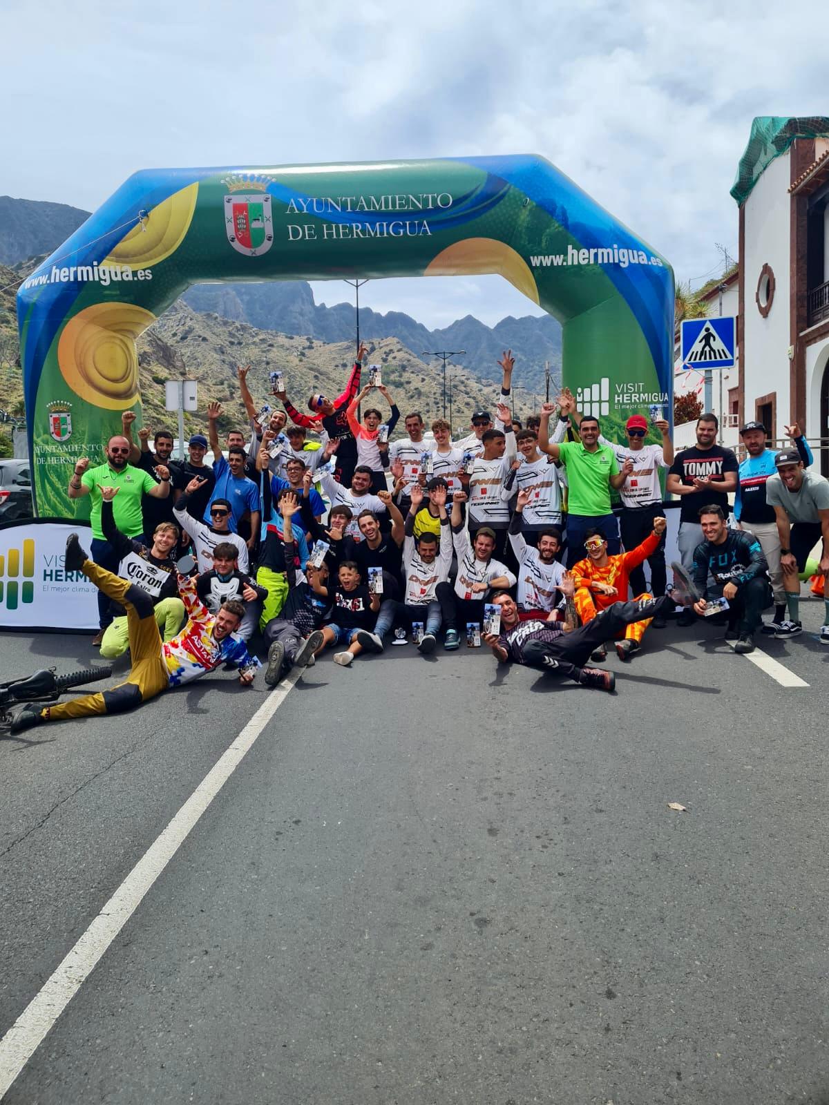 Una gran afluencia confirma el éxito del "I Downhill Hermigua"